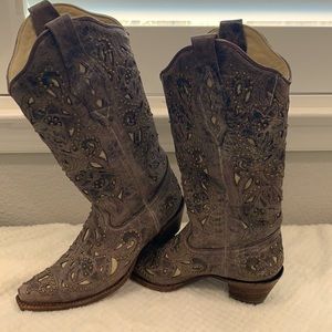 Ladies western boots